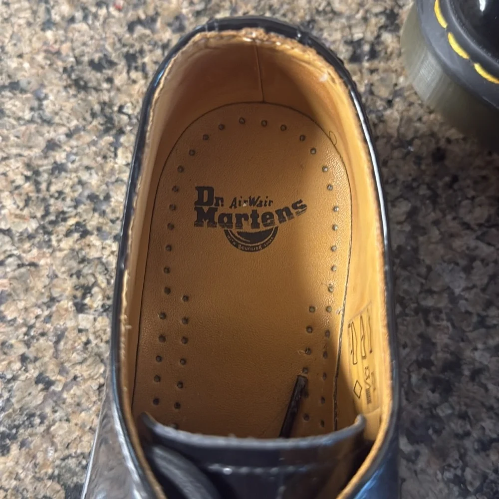 Dr. Martens Black Patent Leather Yellow Stitch Oxfords Ladies Size 7, UK Size 5